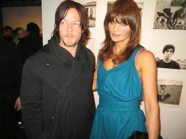 Жена ридуса. Жена ридуса. Norman reedus diane kruger. Хелена кристенсен с сыном. Жена ридуса.