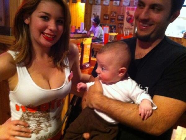 MTV2GuyCode's tweet photo. Kids Get To Leer At Girls, You Don’t [Funny Photos] http://t.co/TFUA3i1m0D http://t.co/DTUNqLPWid