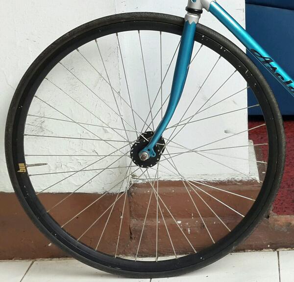 Wts wheelset only.. araya 713 all repaint black, hub pacific, Bering formula, jari2 stainless.. 250k nego.. #FnFJB
