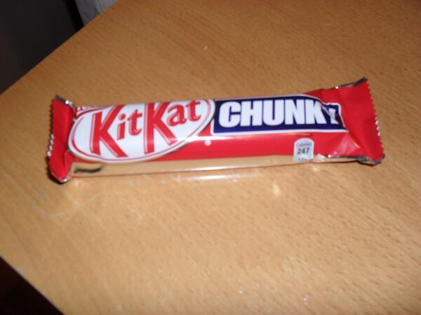 ASFCofficial's tweet photo. BREAKING NEWS after a late cash injection we have blown all the #asfckitty #latebusiness #deadlineday #cornershop http://t.co/7n3DgUM6ua
