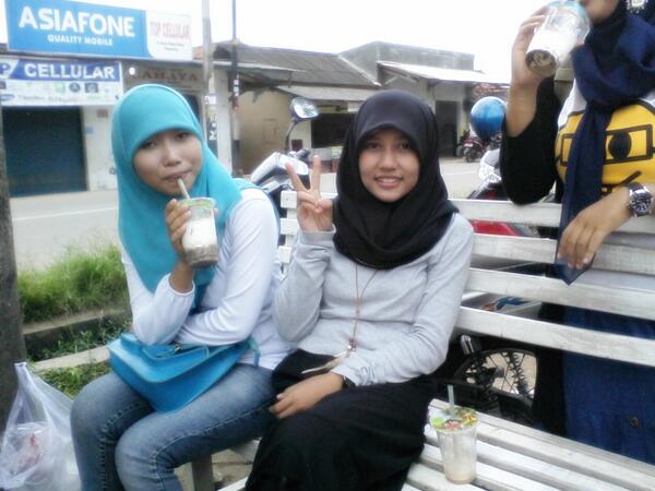 DewiPutri_SA's tweet photo. duduk santai..
menikmati hidup 
@mhey_chuipieet http://t.co/28HQQ3yjfN