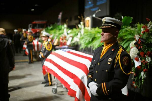Photos from Last Alarm memorial service: fb.me/2Egt7lqnh #TFD #LastAlarm #ToledoStrong