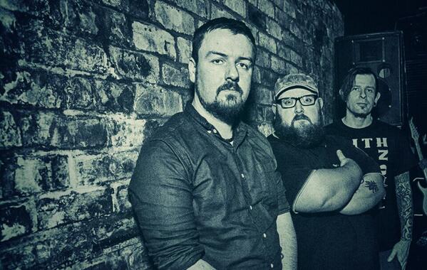 boddickers's tweet image. In case you've never met him, our new bassist Dean is at the back.