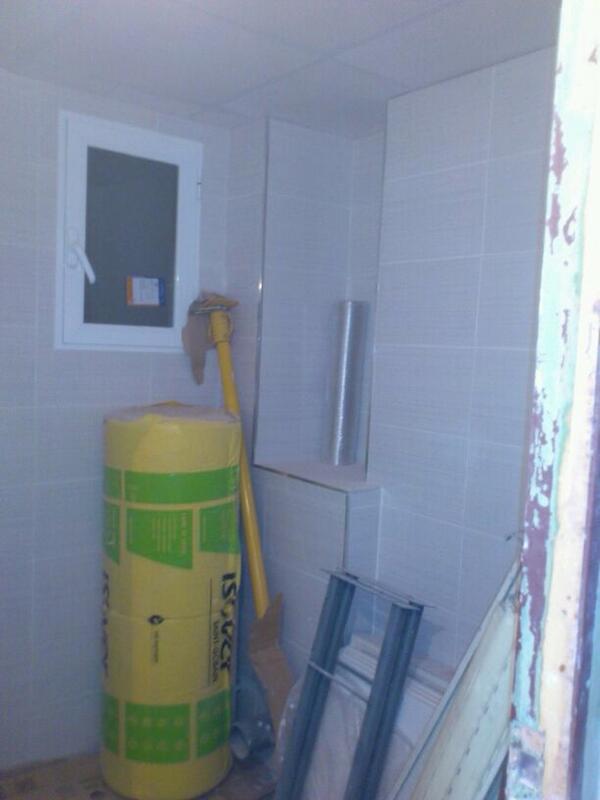 Realizando una #reforma #integral en una vivienda en #valencia. Imagen del cuarto de baño casi terminado