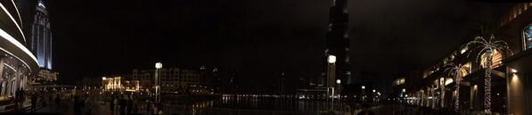 ARTEM_KLYUSHIN's tweet photo. Ночной #Дубай ... Красив... Небоскребы слишком высокие для фото... #Dubai http://t.co/6sJ47yRA7O