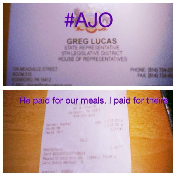 tylercornell19's tweet photo. At Crossroads Diner #ajo #payitforward http://t.co/UkM49TRhSj