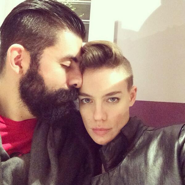 elliottsailors's tweet image. #teatime #missinglondon @HarneyTea #soho #nyc #beyoubetrue #cuddles #loveISlove  💕 @atomjsc instagram.com/p/j2eAqeCvEJ/