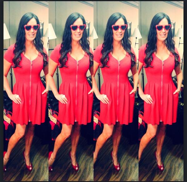 pattistanger's tweet photo. 4 x the Patti, 4 x the support for Women's Heart Health #wearingred http://t.co/kz33SEXMSY #TFSWearsRed http://t.co/5VIXg9xAUv
