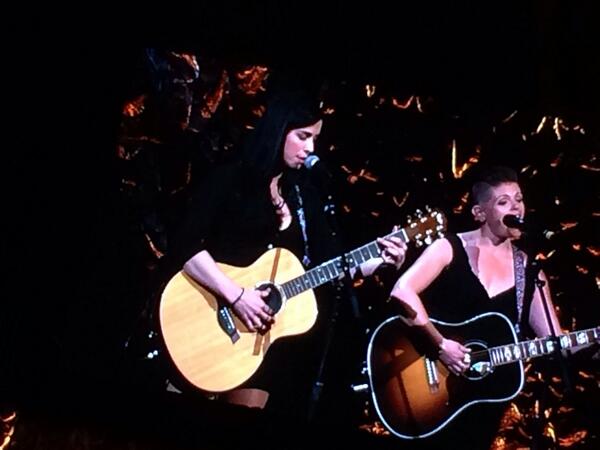 RALPHsGEEKTIME's tweet photo. GREAT SONG by @SarahKSilverman and @1NatalieMaines #HOWARD @sternshow http://t.co/d4hvrvWNlz