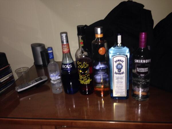 uziverde's tweet image. #ToTheFace