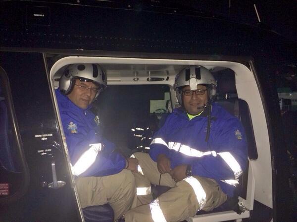 munozemt's tweet photo. El @drguridi y @drericvarela. Ambos MD, EMT-P, CCP-C y FP-C. #SUMA La mejor unidad de aeromedicina en México. http://t.co/ylk376fXPU