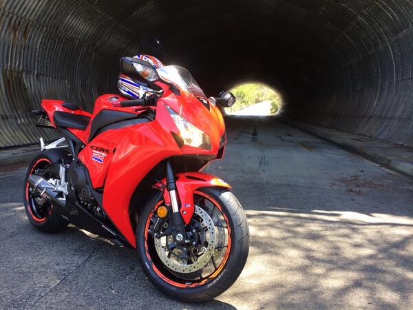 hrcjc's tweet photo. Just had new tyres put on my honda cbr1000rr cannot wait to try them out on the old road (central coast) http://t.co/9xUQuLv811