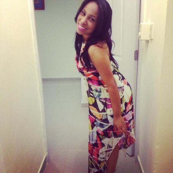 Kitkath19's tweet photo. Just Me .Antes Muerta que Sencilla---!!!!! http://t.co/RQQpD0I1MY