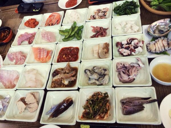 krisent's tweet photo. 사형제 횟집 강추. 제주도. http://t.co/hLB4PI2RnV