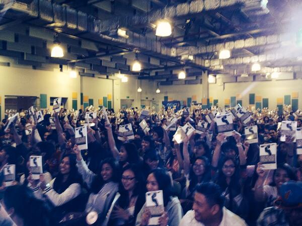ptrryantan's tweet photo. Students went wild when they received their copy of "100 years from now." :) #Discipleship2014 http://t.co/3Jv89BEoVz