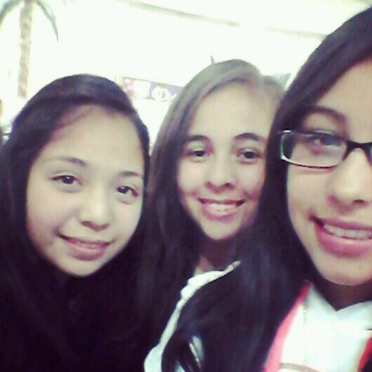 laritalau's tweet photo. Las mejoresh♥♥♥♥ http://t.co/mNpjBMsO4J