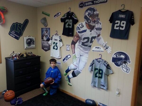 #GoHawks I wonder who is his favorite player is. #Seahawks