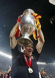 Colmenero's tweet photo. GRACIAS POR TANTO. #HastaSiempreLuis #DEP #Respeto http://t.co/Kvs5VEkSpY
