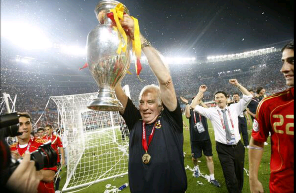 Amador_Rivas's tweet photo. Fallece Luis Aragonés. Si el fútbol de España es grande en parte es gracias a él. #DEP http://t.co/uvsdJmTbhX