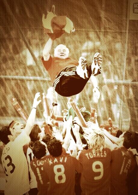 jlruizcobos's tweet photo. El hombre que cambió el destino del fútbol español, D. Luis Aragonés, el sabio! D.E.P. España no te olvida! http://t.co/EjbyWh8KFr