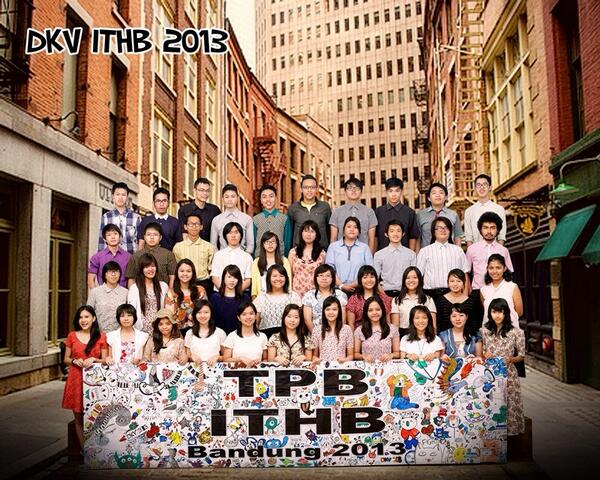 Hasil foto studio rabu kmarin :))