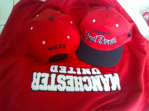 UtdCorner's tweet photo. Snapback Red Devils #MUFC only 75K order : 08562008386 / 2881E68B http://t.co/sh9IOslqbP