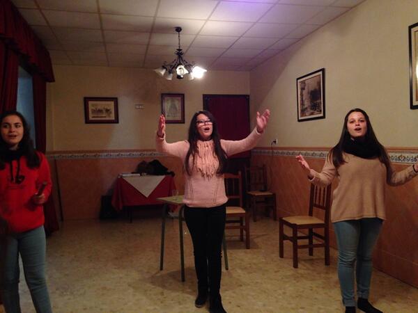 FansclubPotro's tweet photo. "@Cuartetocarmona: Este año y con dos cojones ellas también estarán en el cerezo!! Aquí nace otro cuarteto!! http://t.co/t9jgJ1qHIY"