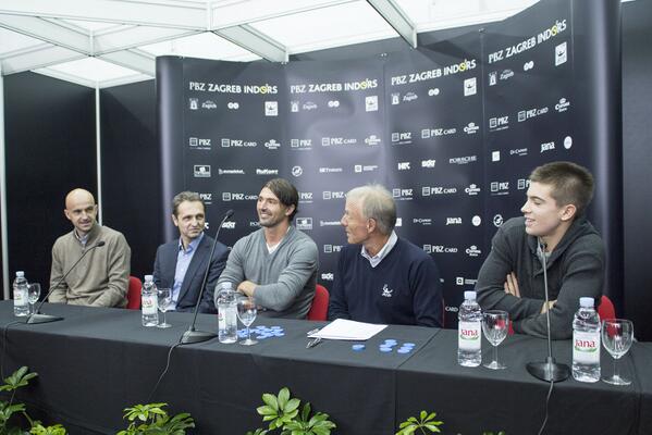 ATP_Zagreb's tweet photo. All smiles: @BornaCoric @OfficialGoran @theljubicic help kick off the draw ceremony. Photos: https://t.co/aXanIyOfy7 http://t.co/JrInGJaKSG