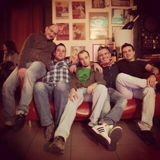 teonzo84's tweet photo. @TTcoverband @DaixJerry @Anto_Ciava @ilcomi @gabriele_biffi 
We rock! http://t.co/hMcH5wfRFi
