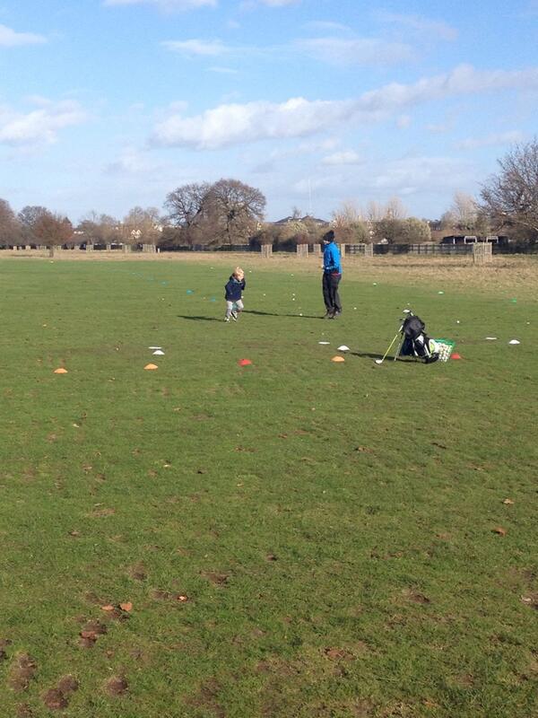 jilllives's tweet image. Apparently golfers have to warm up first! #learntsomethingnew
