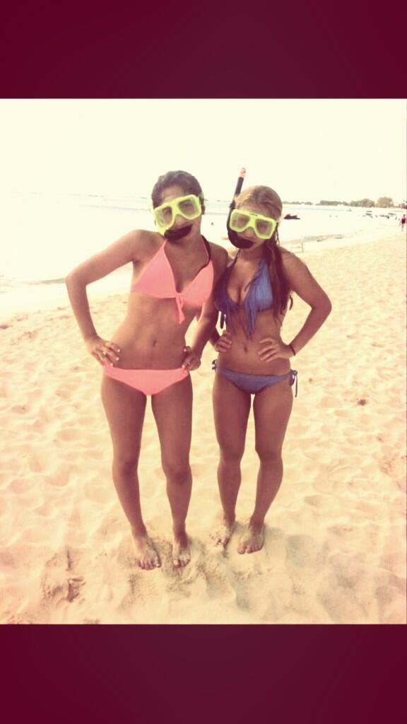 EBags_Of_Money's tweet photo. Imma bout tah DIVEEEEE in @amanda_colyer #cunnilingis http://t.co/q9GXqH3c3f