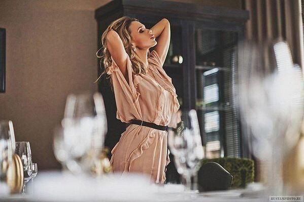 Прошлое держит нас ровно настолько, насколько мы сами держимся за него.