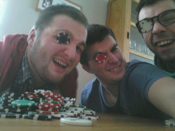 Gillet_Jonathan's tweet photo. Aprem poker avec les potos #SodaStream http://t.co/C76ptvoMeZ
