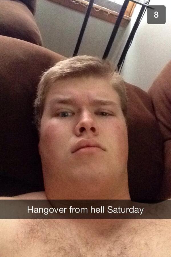 ks_snapchat's tweet image. All these people have hangovers and I'm just like ehh, what's a hangover?