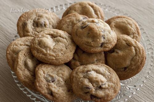 BarbaraBakes's tweet photo. You'll need cookies #BigGameEats Thick, Chewy Chocolate Chip Cookie Recipe http://t.co/fTodlAygP1 http://t.co/kAvUxoi1Nk