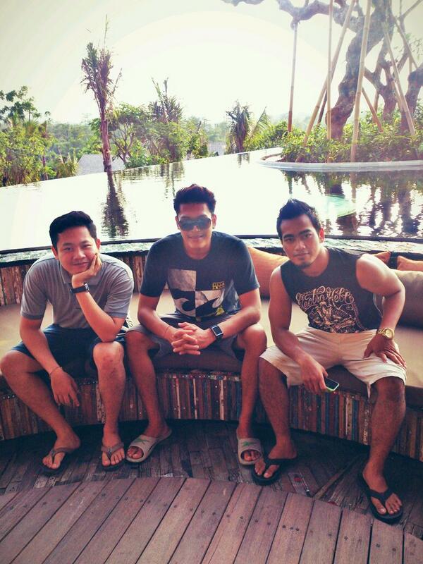GunkRedi's tweet photo. Pang gaul kone... http://t.co/xPxIXo7Q2g
