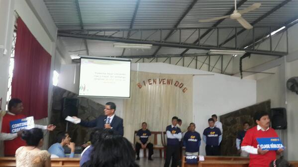 IsmaelBustamanT's tweet photo. Siclo del Discipulado con el @PrPabloCarbajal http://t.co/rM0BHDGjXk