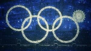 GerardMcLennan's tweet image. Oh no - the 5th Olympic ring didn't open at the opening ceremony #Sochi2014 #Olympics2014 #RingFail