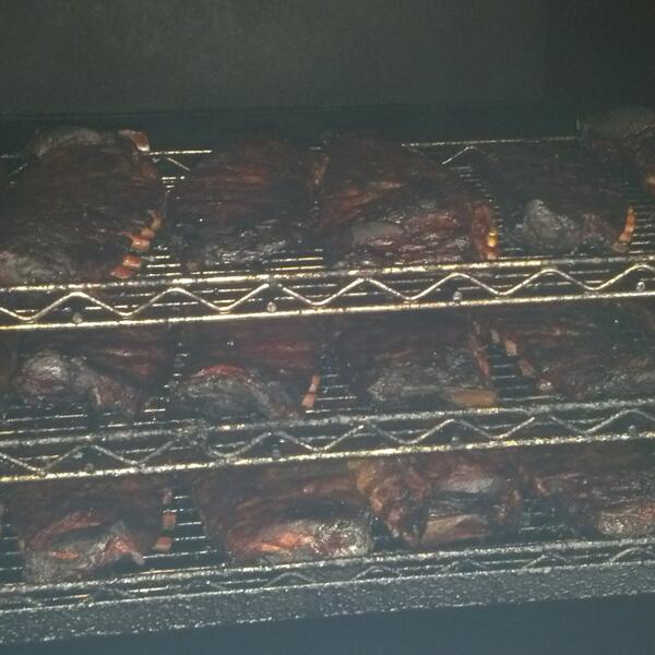 jacksonsbbque's tweet image. Ribs are done!!!