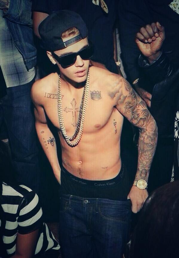 Bizzle_____ tweet picture