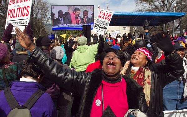 Politics_PR's tweet photo. Tens of thousands march against conservative politics in N. Carolina  http://t.co/GSCLtoJWIi #NCpol #p2 #tcot http://t.co/8KmcetTVH6