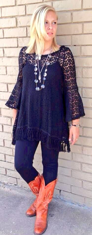 Chicks_Bricks's tweet image. Timeless fashion is always in style.