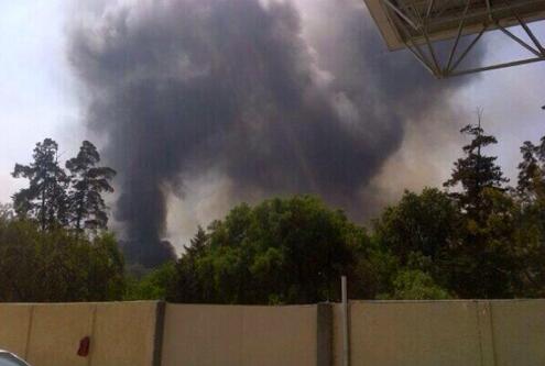 #Ciudad
Sofocan incendio Atizapán
razon.com.mx/spip.php?artic…