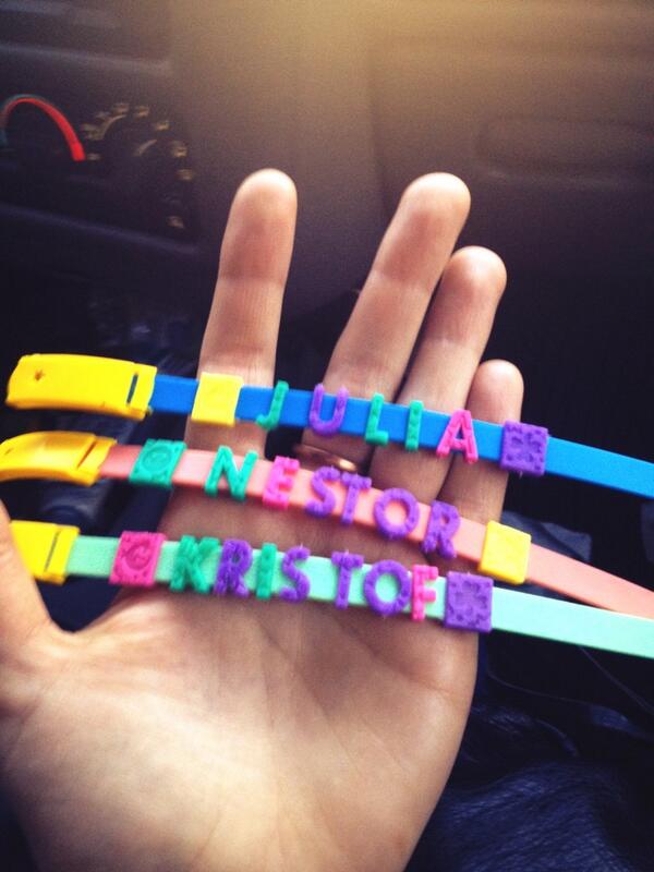 Come out to rock and roll hotel tonight at 7 to see us and our friendship bracelets.