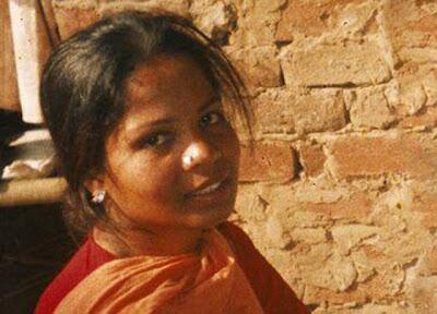 CitizenGOes's tweet photo. 56.000 personas ya le han escrito un mensaje de apoyo a #AsiaBibi ¡Hazlo tú también! FIRMA: http://t.co/dflK6DwySW http://t.co/C3eE3JqtFL