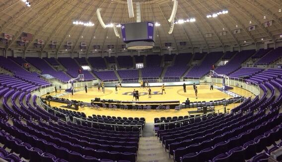 WVUWBB's tweet photo. Shoot around in TCU for tonight's game! #HailWV #WVUWBB http://t.co/vOQatk47tN