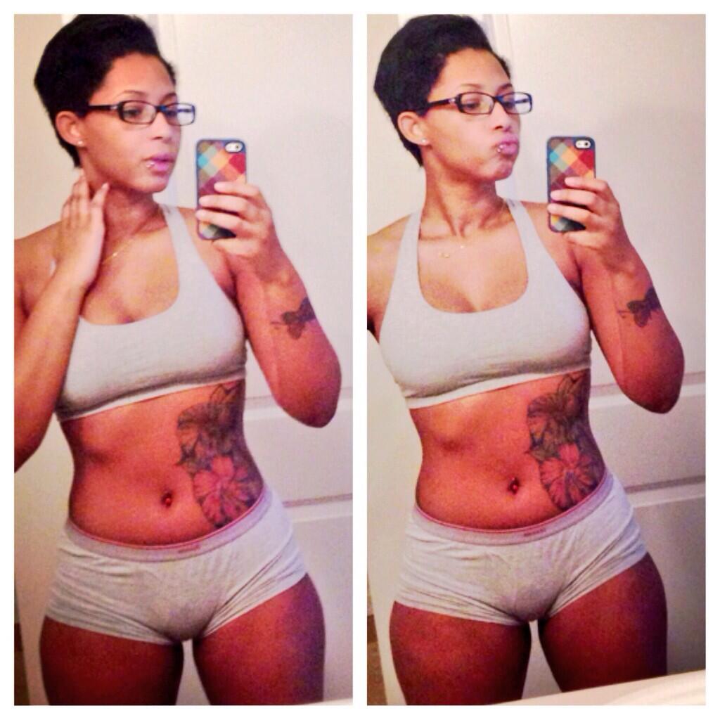 chris buckley on Twitter: ""@TTLadyLuscious: ✌ 😘 http://t.co/6QW...