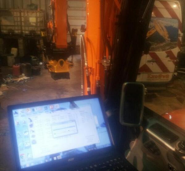 Excav8's tweet image. Another day, another #engcon tiltrotator fitted #microprop #DC2 #calibration #precision #plantengineers #nationwide