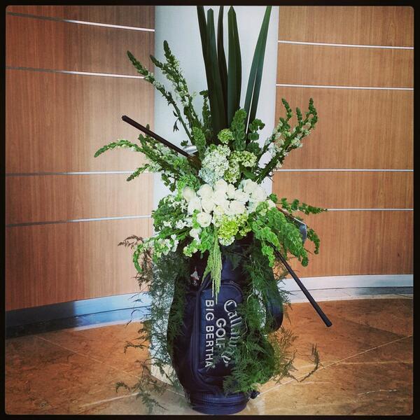 AvantGardeP's tweet photo. Listas Para El Evento de Hoy! Golf Lovers... http://t.co/YClJfeIUTZ