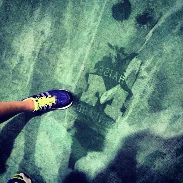 umichrowing's tweet photo. An example of michigan rowing #raisingstandards at this morning's track workout. #GoBlue #getyoursweaton #rowblue http://t.co/i9NIoiTApc